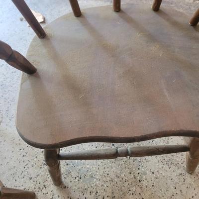 Kidâ€™s Wood Table and Chairs (G-CE)