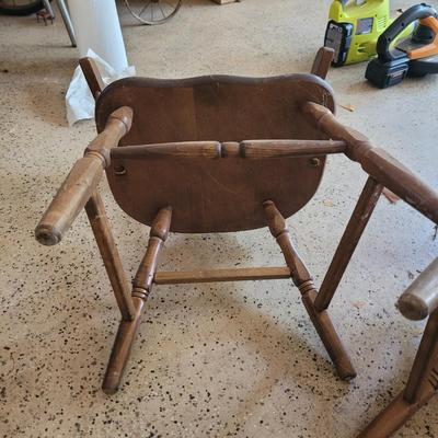 Kidâ€™s Wood Table and Chairs (G-CE)