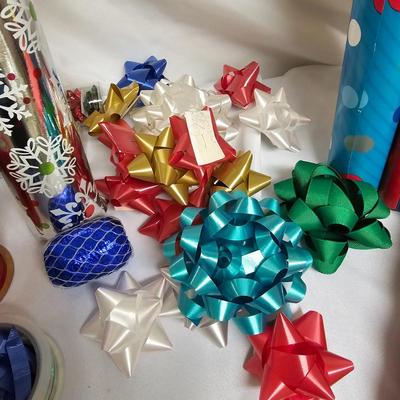 Wrapping Paper, Bows & More (UB1-JS)