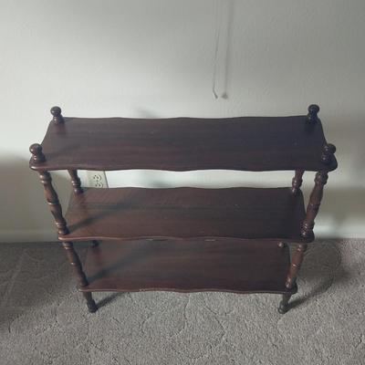 WOODEN THREE TEIR SHELVING
