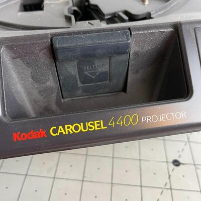 Vintage Kodak Carousel 4400 Projector