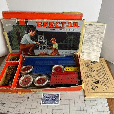 Vintage Game - Erector Set - 100 Toys In One