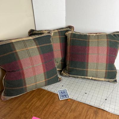 Plaid Decor Pillows 