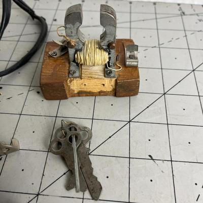 Vintage Parts and Trinkets