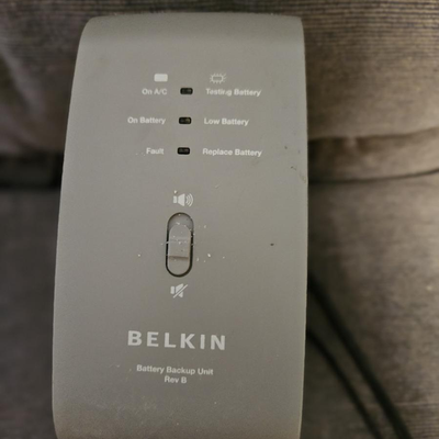 BELKIN BATTERY BACK UP UNIT