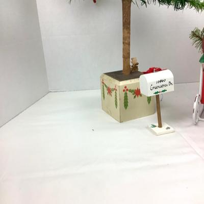 251 Vintage Feather Tree & Santa Sleigh