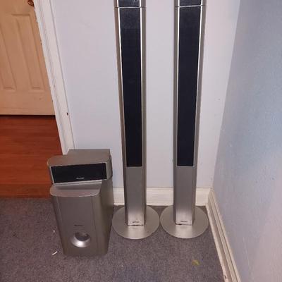 Pioneer  surrounded  sound