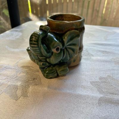 Small elephant planter
