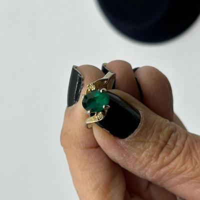18k Electroplated Yellow Gold Fashion Ring with Green Gemstone Solitaire