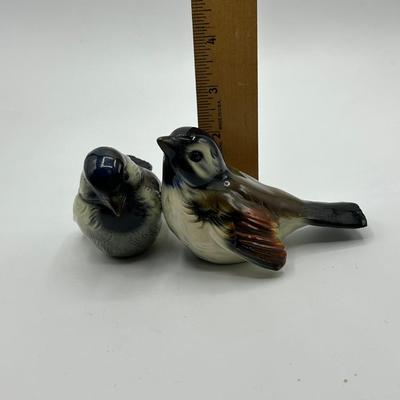 Pair of Vintage Goebel Sparrow Bird Figurines West Germany