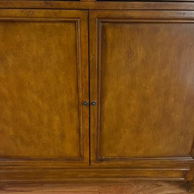 Dark Wood Sideboard Cabinet (LR-MG)