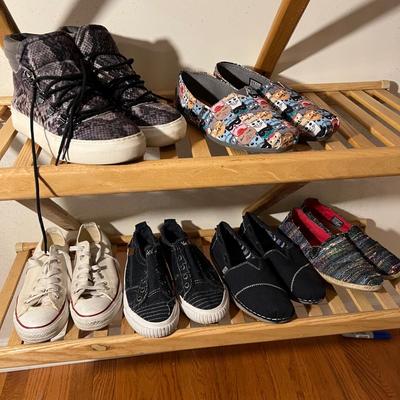 Converse, Bobs & More Casual Shoes Size 8/8.5 (PS-RG)