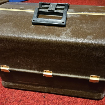 TACKLE BOX