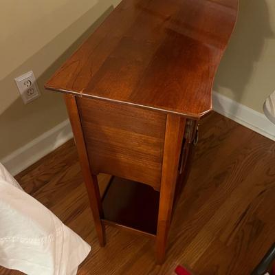 Console Table w/ Dovetailed Drawers (LR-MG)