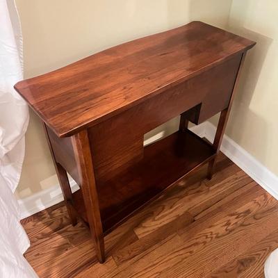 Console Table w/ Dovetailed Drawers (LR-MG)