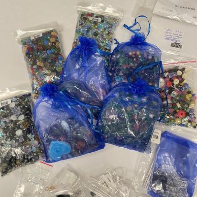 Craft Jewelry Supplies: Glass Beads, Tools, Clasps, Chains (SS)