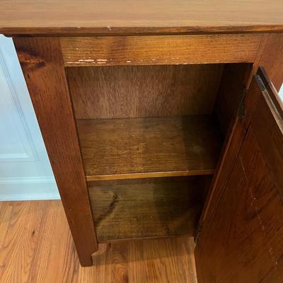 Shaker Style Wooden Cabinet (K-MG)