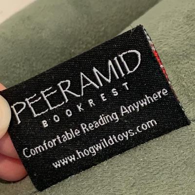 Laptop Cases, Levenger Lap Desk & Peeramid Bookrest (DR-HS)