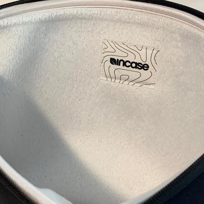 Laptop Cases, Levenger Lap Desk & Peeramid Bookrest (DR-HS)