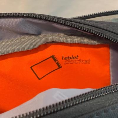 Laptop Cases, Levenger Lap Desk & Peeramid Bookrest (DR-HS)