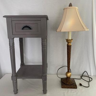 Small Wood Table with Gold Accented Lamp (LR-HS)