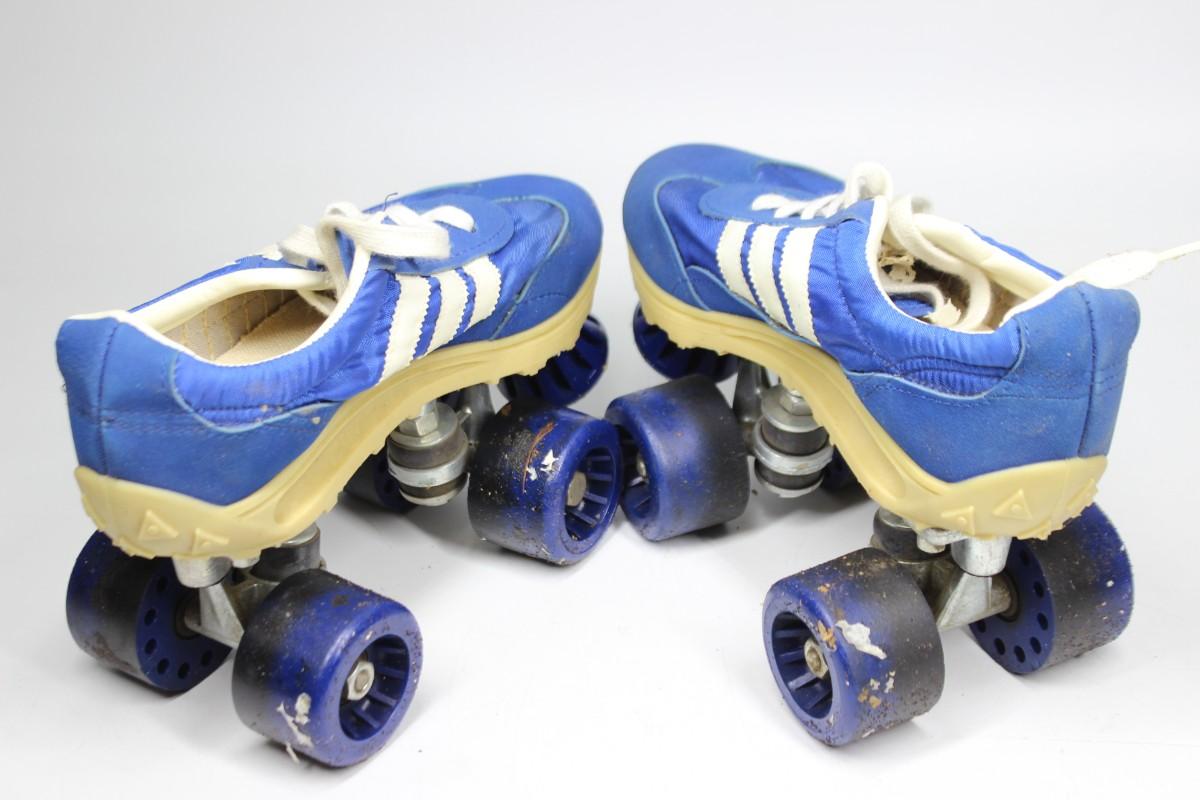 Vintage Nash Indoor Outdoor Adidas Style White Striped Womens Roller Skate  Cruisers with Original Box | EstateSales.org