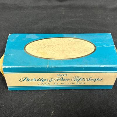 Vintage Midcentury AVON Partridge & Pear Gift Soaps with Original Box