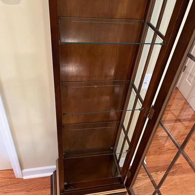 Habersham Lighted Display Case (LR-MG)