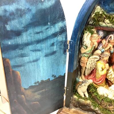 300 Vintage Wood 3D Nativity Triptych