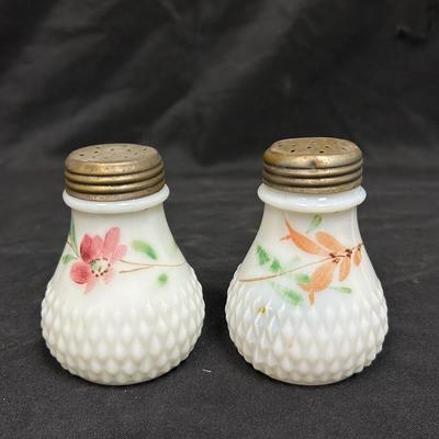 Pair of Vintage Hand Painted Flower Pattern Milk Glass Shakers