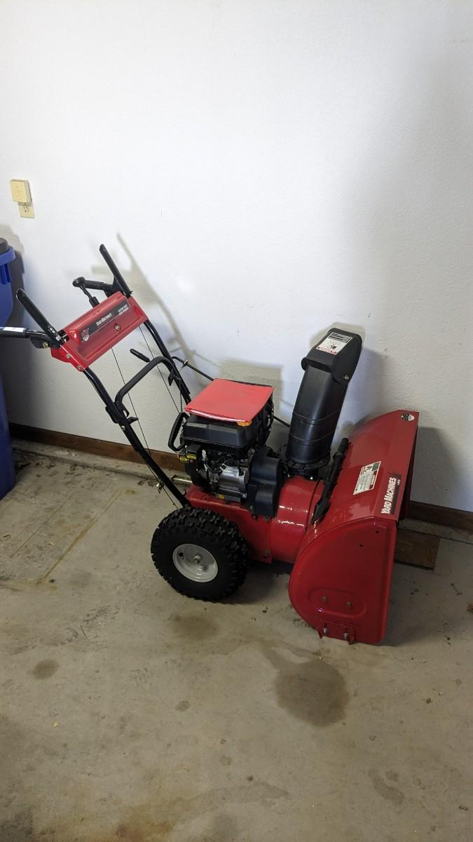 26" Yard Machines Electric Start Snow Blower | EstateSales.org