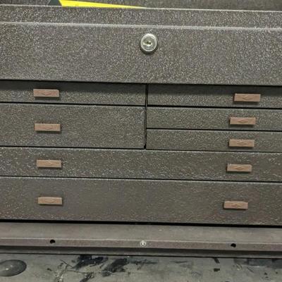 Kennedy Machinist Chest