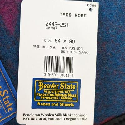 New In Box Pendleton Beaver State "Taos Robe" Throw