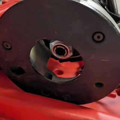 Milwaukee Heavy Duty Router in Case