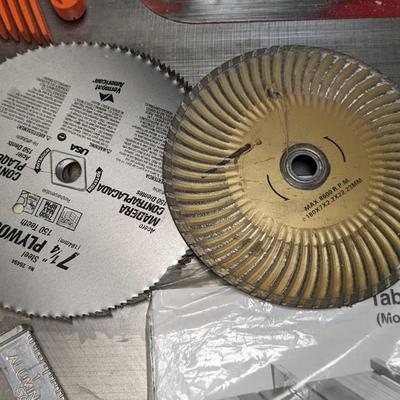 Delta 10" Table Saw