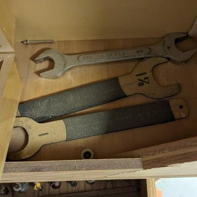 Mounted Router, Extra Routers, Bits and More!