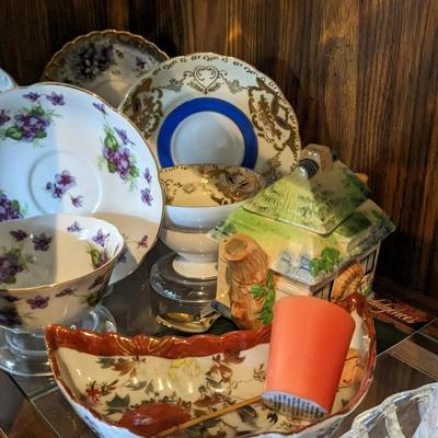 Bassett Hutch with Contents