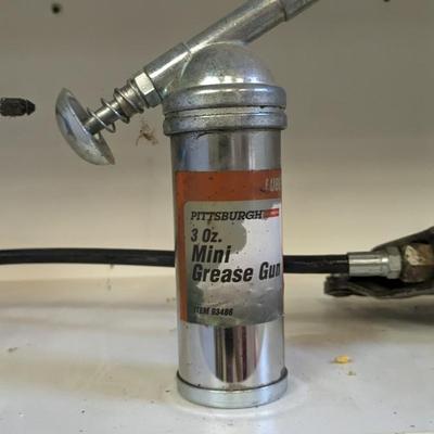 Grease Guns and Oilers