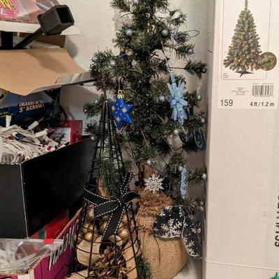 Christmas Flora and Lights
