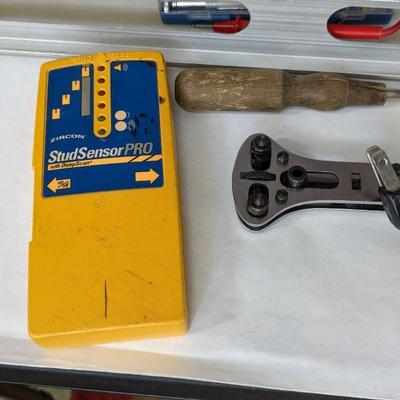 Eskimo Fan and Tool Assortment