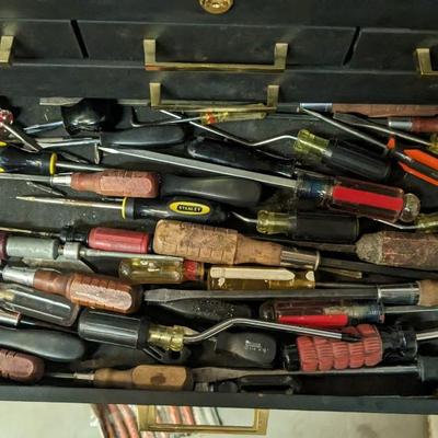 3 Drawers in Storehouse Tool Chest