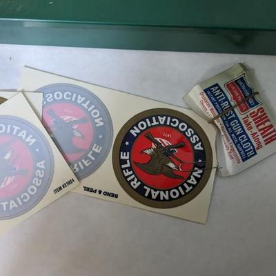 Gun Cleaning Pads, Solvents, and Kits