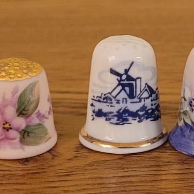 20: Handpainted China Thimbles and Printed Collector's Santa Thimble