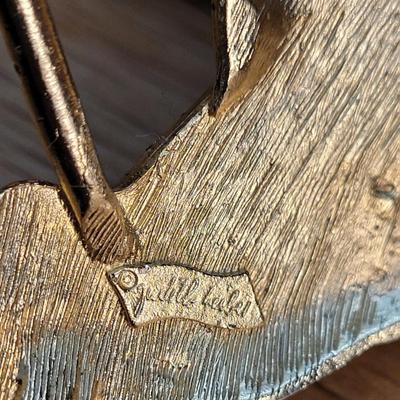 31: Gold Metal Judith Lieber Belt