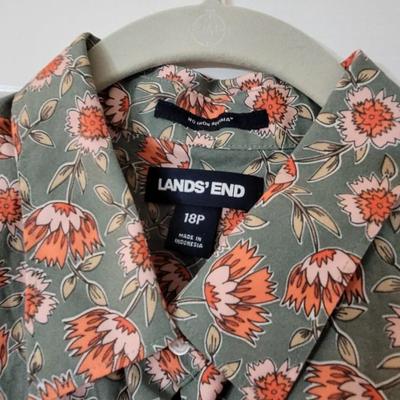 40: (2) Land's End Button Down Short Sleeve Shirts