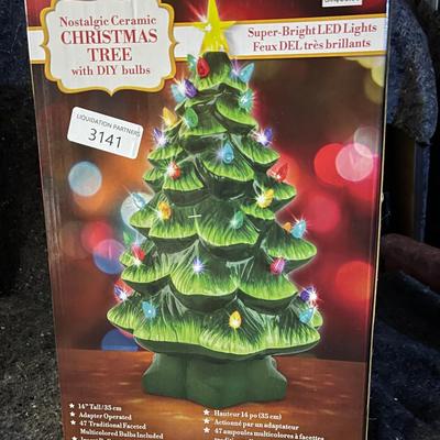 Nostalgic Ceramic Christmas Tree w/ DIY Bulbs