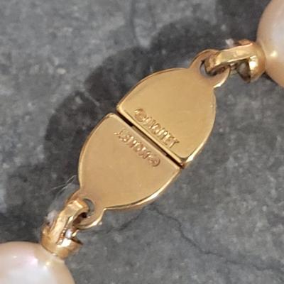 55: Monet Pearl Necklace with Box Clasps