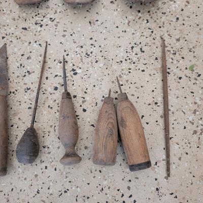 Vintage Cobbler Tools (G-CE)