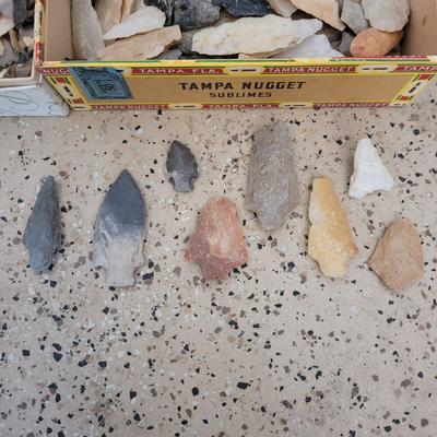 Collection of Arrowheads, Rocks and Minerals (G-CE)