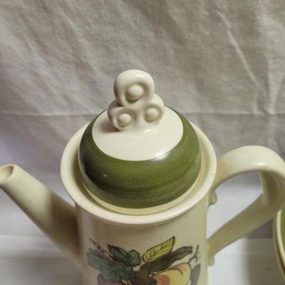 Poppytrail by Metlox "Provincial Fruit" Dishware (BLR-CE)